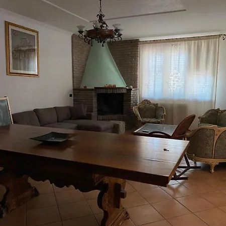 Maison De Ginevra * Aradeo